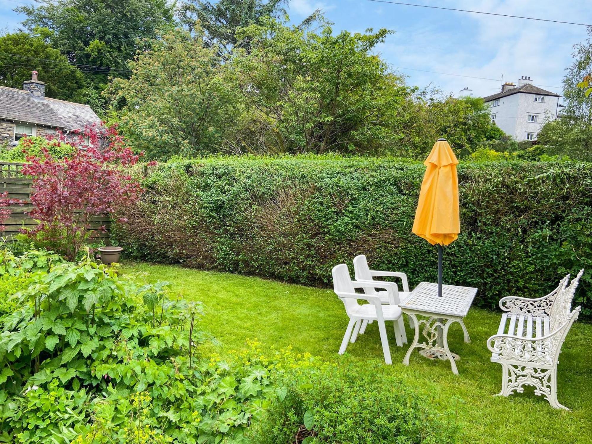 Sunnyside Villa Brigsteer Bagian luar foto